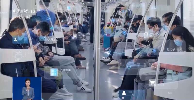 人东拼西凑DeepSeek教程卖课冰球突破豪华版app转发提醒！有(图1)